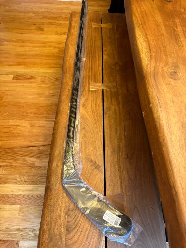 Intermediate Left Hand P92  Vapor FlyLite Hockey Stick