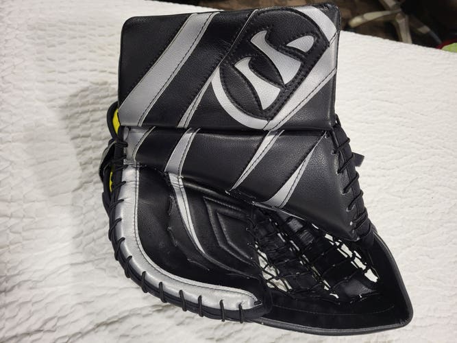 Warrior Regular Ritual Pro Goalie Glove