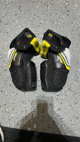 Used Extra Large Bauer  Supreme 2S Pro Elbow Pads