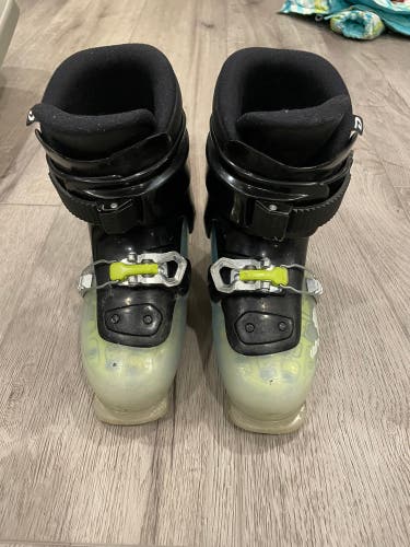 Dalbello Menace 2 Ski Boots