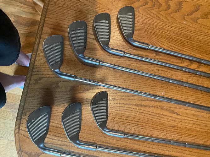 Used Men's PRO Design Select Model Right Handed Iron Set Stiff Flex 7 Pieces Steel Shaft