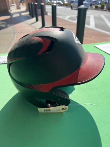 Used 6 3/8 - 7 1/8 Easton Batting Helmet
