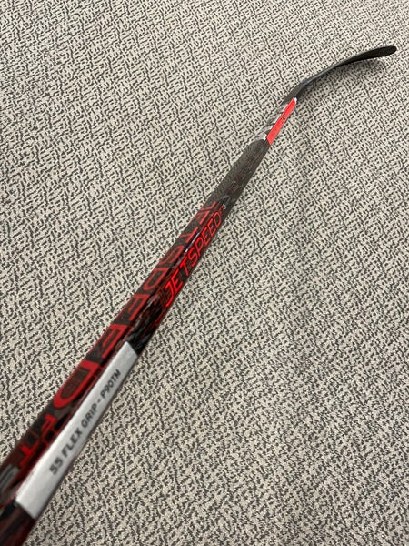 CCM Jetspeed FT5 55 flex P90TM curve left hand stick