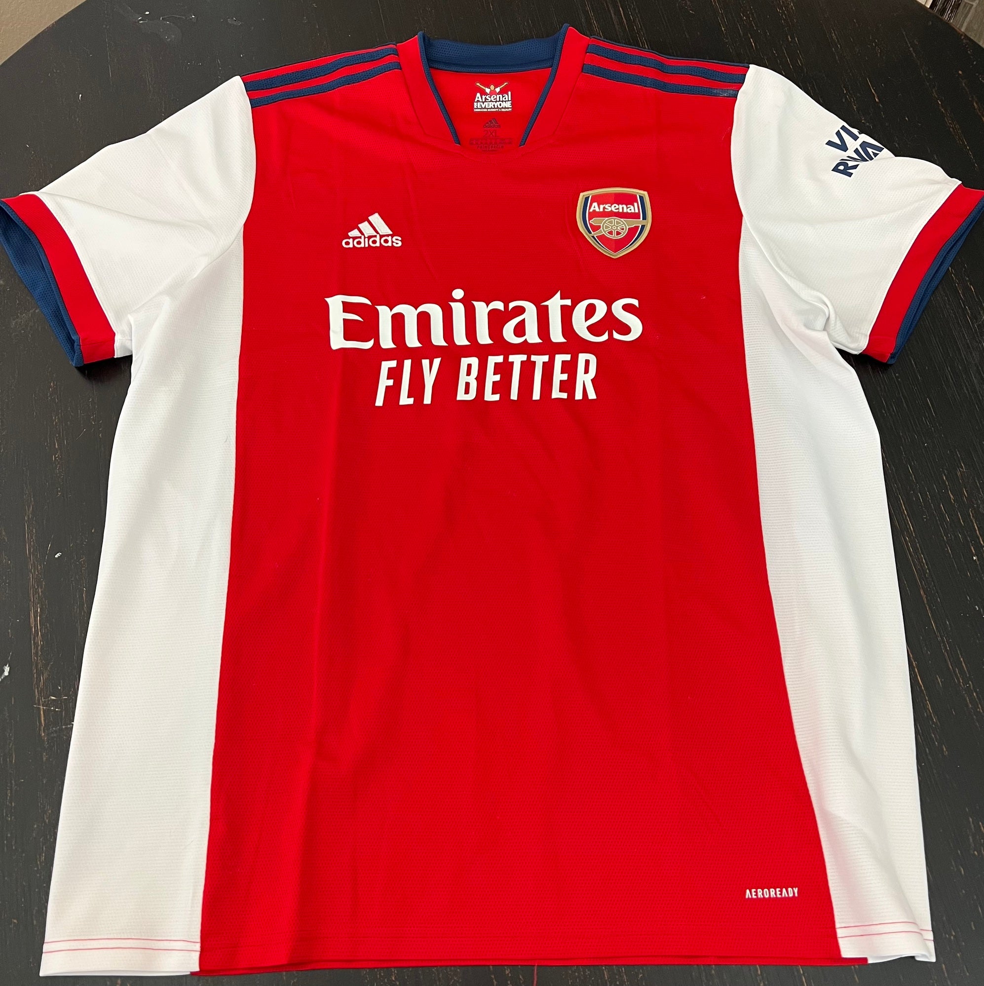 NEW ARSENAL HOME KIT FOR 2021/2022 SEASON