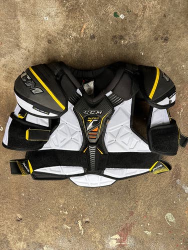 Senior New Large CCM Super Tacks Shoulder Pads
