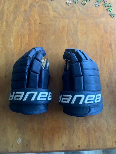 Bauer Navy Team gloves