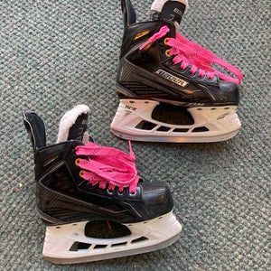 Used Junior Bauer Supreme 160 Hockey Skates D&R (Regular) 1.0