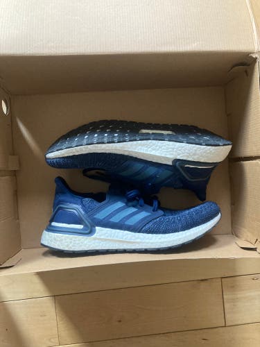 Men's Ultraboost 20 Running Shoe - Toronto Maple Leafs - 8