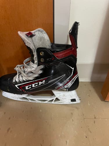 Used CCM Regular Width Size 10 JetSpeed FT2 Hockey Skates