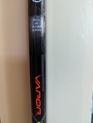 Bauer VAPOR Flylite Hockey Stick LEFTY P92 65 flex Intermediate D1 Pro Stock