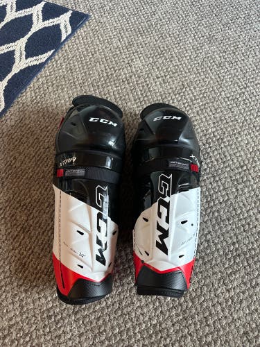 Ccm knee pads