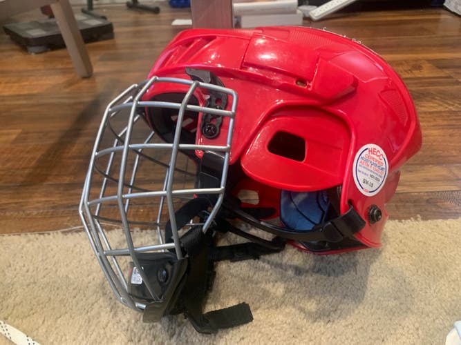 Used Medium CCM FL40 Helmet