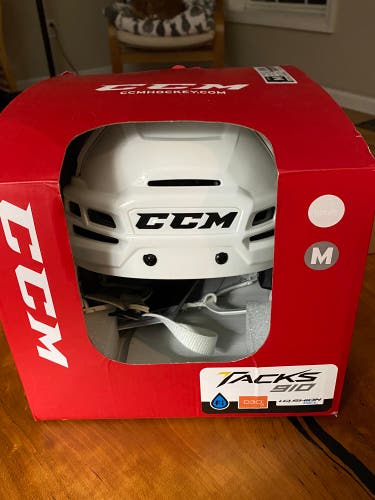 Brand New CCM Super Tacks 910 Helmet Medium