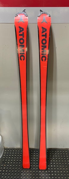 New Men's 2022/23 Atomic Redster 165cm FIS SL skis | SidelineSwap