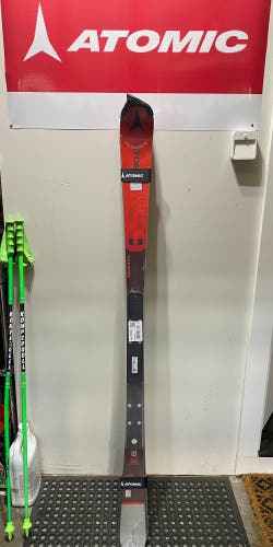 New Men’s 2022/23 Atomic Redster 165cm FIS SL skis