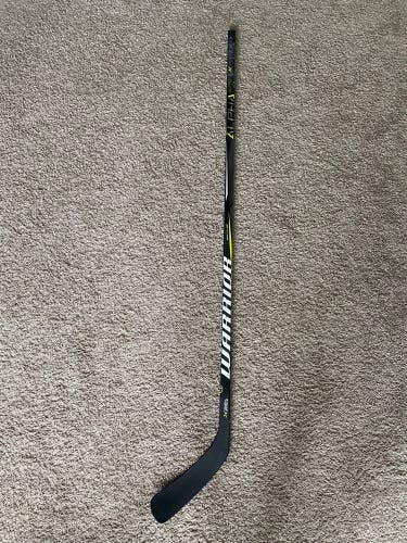 Senior Right Handed W16  Alpha QX Hockey Stick