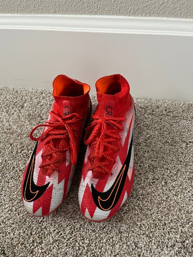 Red Used Size 6.5 (Women's 7.5) Nike Mercurial Vapor Cleats