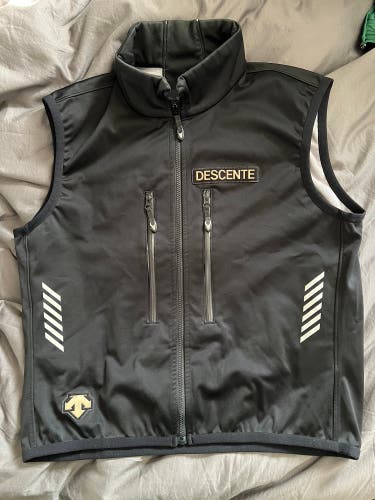 Black Used Large Descente Vest