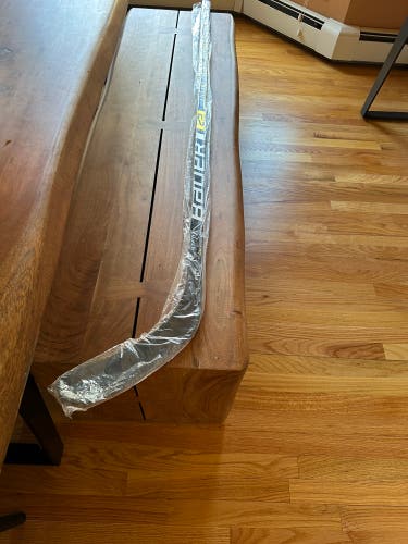 Intermediate Right Handed P92  Supreme 2S Pro Hockey Stick