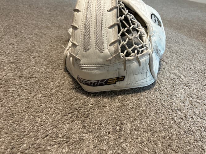 Brian’s Optik 9 Intermediate Glove