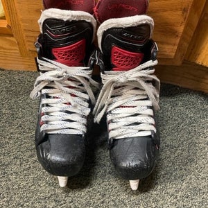 Intermediate Used Bauer Vapor 1X Hockey Skates Regular Width Size 4