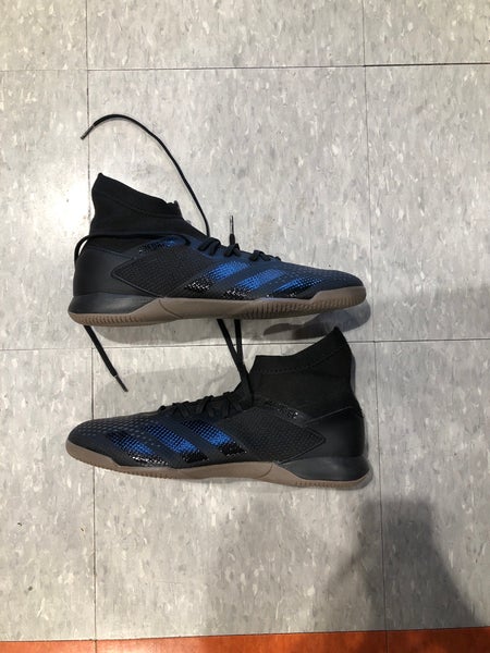 Used Men's 10.0 Indoor Adidas Cleats