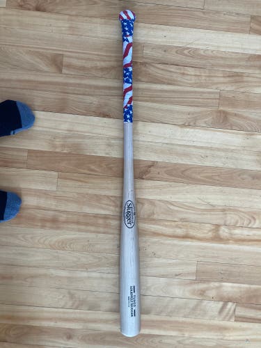 Louisville slugger fungo