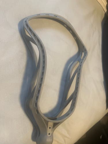 New Attack & Midfield Unstrung Mirage 2.0 Head