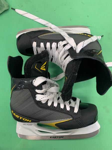 Junior Easton Stealth S17 Regular Width Size 4 Hockey Skates