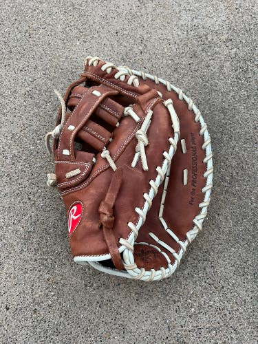 Used Right Hand Throw 12.5" R9 Softball Glove