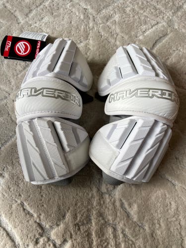 Maverik Max Arm Guard