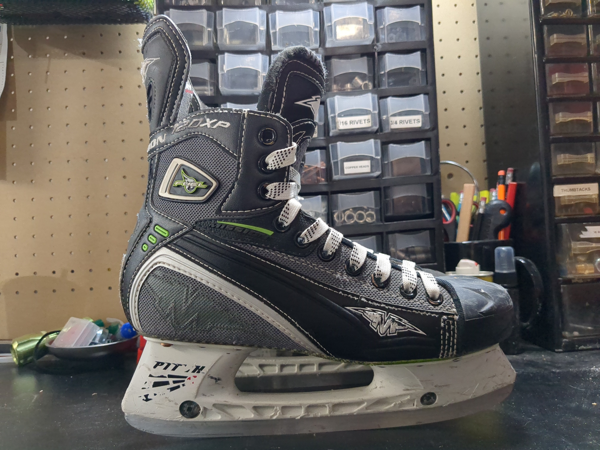 Senior Used Mission FUEL 120 XP Hockey Skates Extra Wide Width Size 7