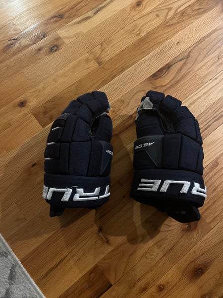 Used True A6.0 SBP Pro Gloves