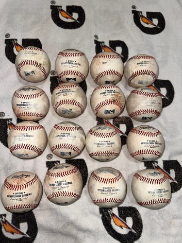 (16) Rawlings ( MiLB ) Baseballs