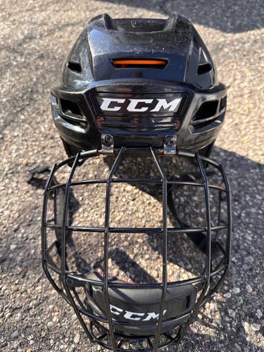 Used Medium CCM Tacks 710 Helmet