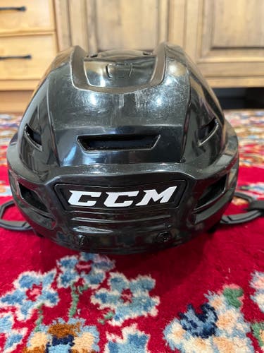 CCM Resistance Helmet / Black Medium Used
