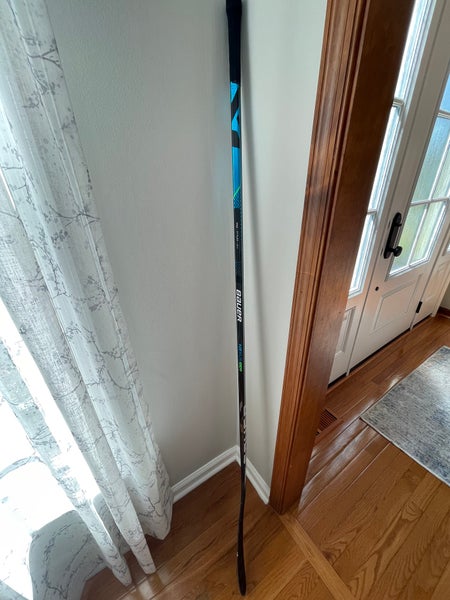 Senior Right Handed P92  Nexus Geo Hockey Stick