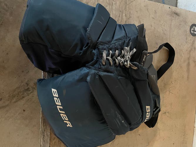 Senior Small Bauer Elite Hockey Goalie Pants