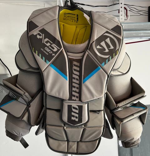 Medium Warrior Ritual G5 Goalie Chest Protector