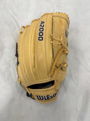 Wilson A2000 Baseball Glove August 2021 GOTM 12.”
