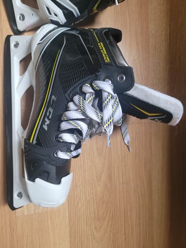 Senior Used CCM Super Tacks AS1 Hockey Goalie Skates Regular Width Size 8.5