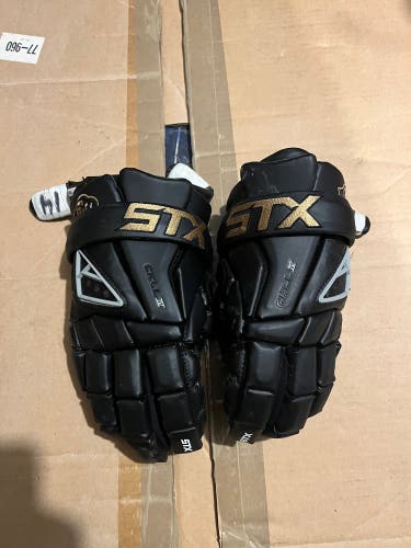 CU BOULDERS Player's STX 13" Cell V Lacrosse Gloves