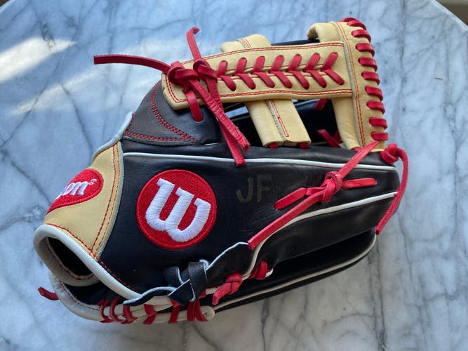 Never Used Right Hand Throw Wilson A200 Infield Baseball Glove 11.75"