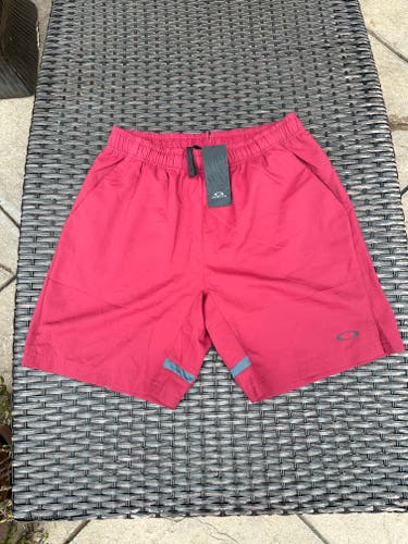 OAKLEY Training Shorts Baseball (sz LG)