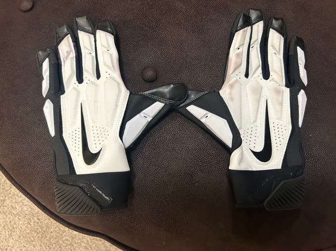 Nike Men's D-Tack 6 Lineman Gloves