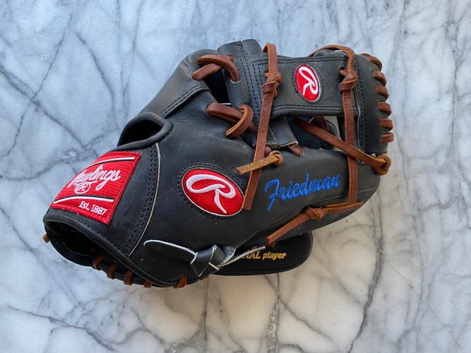 Never Used Rawlings Right Hand Throw Infield Heart of the Hide Baseball Glove 11.75"