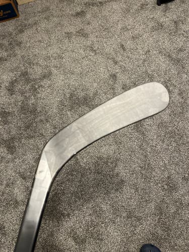 Intermediate Right Handed P29 RibCor Trigger 7 Pro Hockey Stick