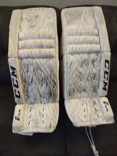 Used 32" CCM Extreme Flex E4.9 Goalie Leg Pads