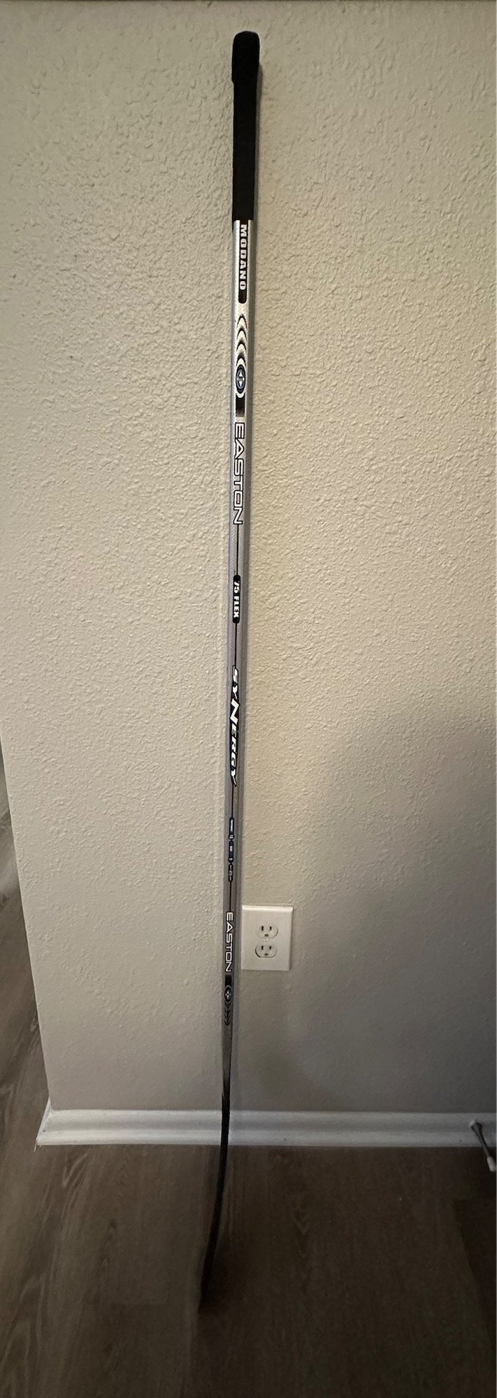 New EASTON Hockey Stick Synergy SICORE 75 MODANO LEFT