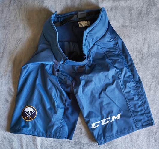 New CCM Buffalo Sabres NHL Pro Stock Hockey Player Girdle Pant Shell Med +1" 9K PP90
